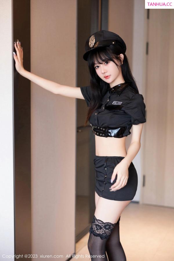   [XiuRen]高清写真图 2023.06.02 No.6851 幼幼 制服美腿第6张图片